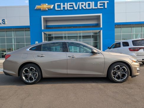 Certified 2024 Chevrolet Malibu LT FWD image 32