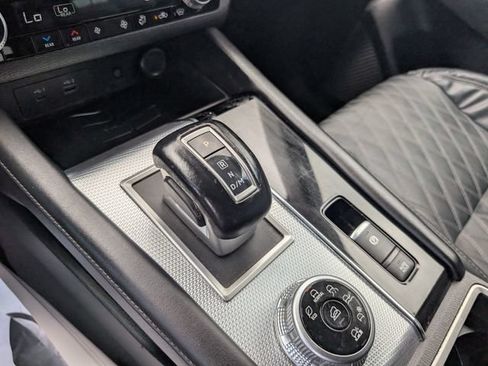 Used 2022 Mitsubishi Outlander SEL AWD/4WD image 21