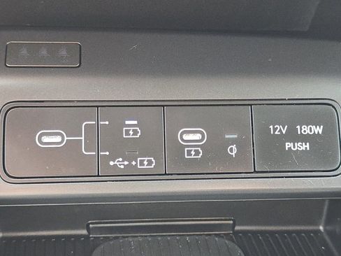 Used 2024 Hyundai Kona SEL w/ Convenience Package FWD image 31
