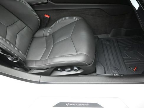 Used 2026 Chevrolet Corvette Stingray Preferred Conv w/ Z51 Performance Package RWD image 19