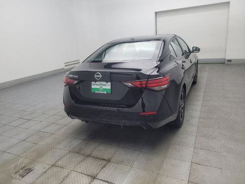 Used 2025 Nissan Sentra SV FWD image 9