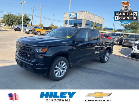Used 2026 Chevrolet Silverado 1500 Custom AWD/4WD image 1