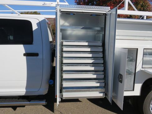 New 2023 RAM 4500 Tradesman w/ Chrome Appearance Group image 10