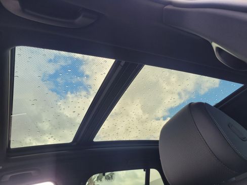 New 2026 BMW X5 xDrive50e w/ Executive Package image 20