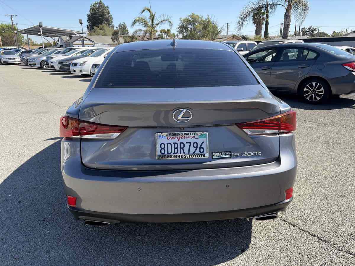 Used 2017 Lexus IS 200t w/ Navigation System Package RWD image 3
