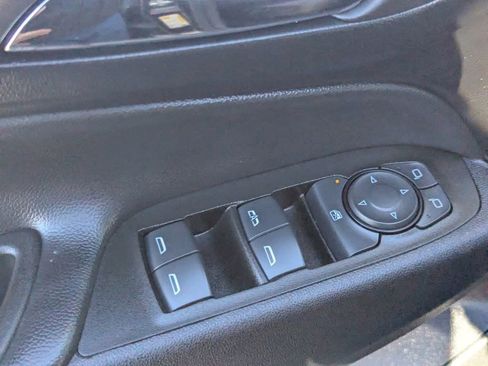 Used 2024 Chevrolet Equinox LT AWD/4WD image 15