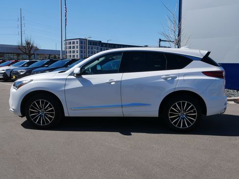 Used 2025 Acura RDX SH-AWD w/ Advance Package image 4