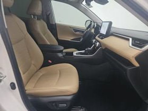 Used 2025 Toyota RAV4 Limited FWD image 6