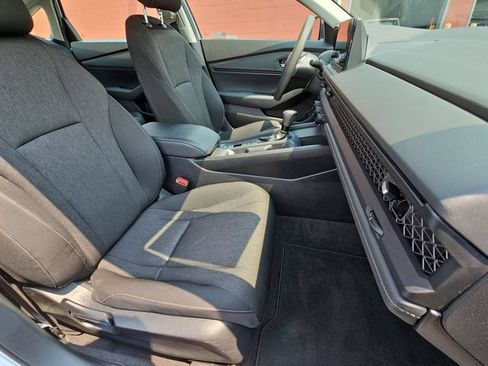 Used 2023 Honda Accord EX image 32