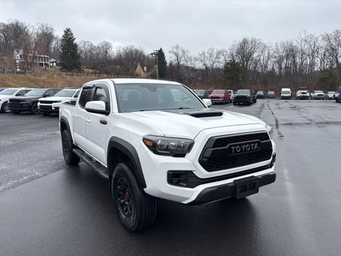 Used 2018 Toyota Tacoma TRD Pro image 6