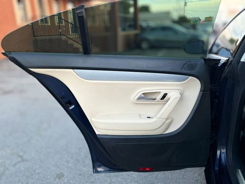 Used 2015 Volkswagen CC Sport image 12