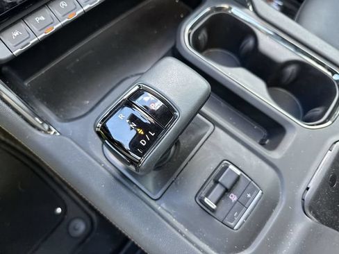 New 2024 GMC Sierra 1500 AT4 w/ Technology Package AWD/4WD image 24