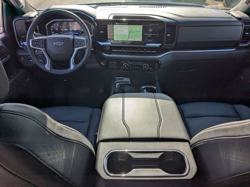 Used 2025 Chevrolet Silverado 1500 RST w/ Convenience Package II image 29