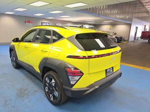 Used 2024 Hyundai Kona SEL AWD/4WD image 8