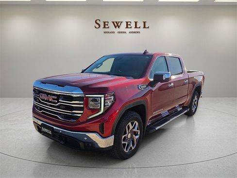 Used 2024 GMC Sierra 1500 SLT image 1