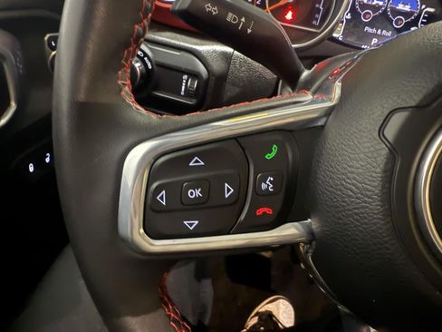 Used 2023 Jeep Gladiator Rubicon image 19