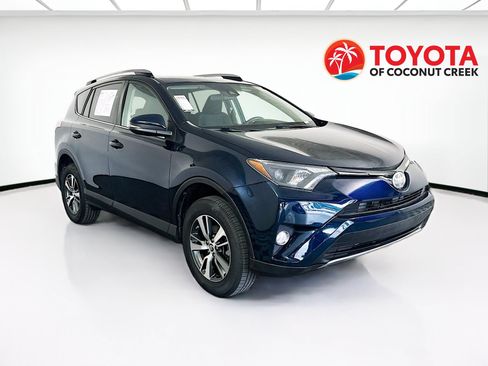 Used 2017 Toyota RAV4 XLE FWD image 1