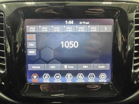 Used 2019 Jeep Compass Limited AWD/4WD image 28
