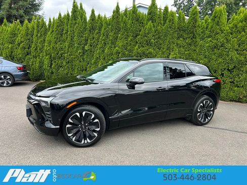 Used 2026 Chevrolet Blazer EV RS w/ Super Cruise Package AWD/4WD image 2