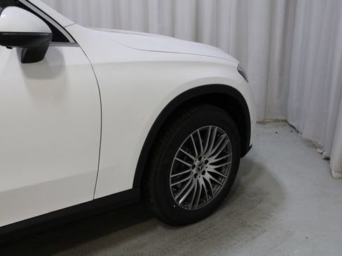 New 2026 Mercedes-Benz GLC 300 4MATIC image 26