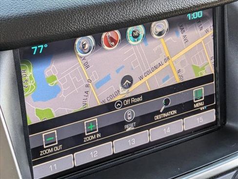 Used 2018 Chevrolet Suburban LT image 14