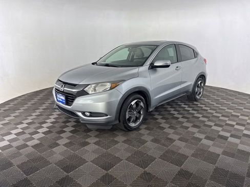 Used 2018 Honda HR-V EX image 4