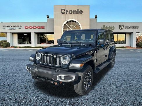 Used 2024 Jeep Wrangler Unlimited Sahara w/ Technology Group AWD/4WD image 7