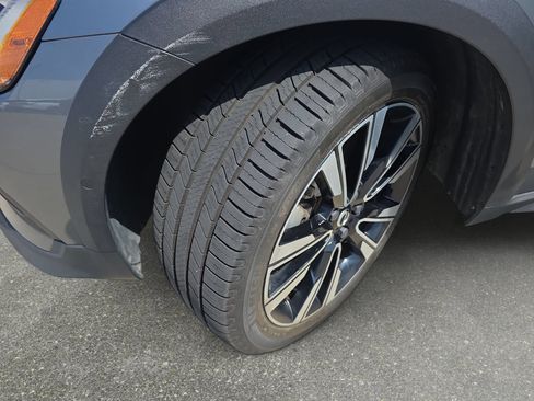 Used 2020 Volvo V60 T5 Cross Country AWD/4WD image 31