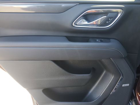 Used 2023 GMC Yukon AT4 image 12