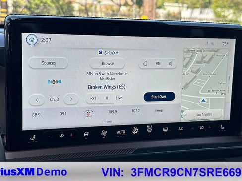 Certified 2025 Ford Bronco Sport Outer Banks w/ Outer Banks Tech Package+ AWD/4WD image 31