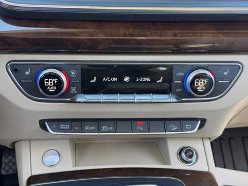 Used 2018 Audi Q5 2.0T Premium w/ Premium Plus Package image 29