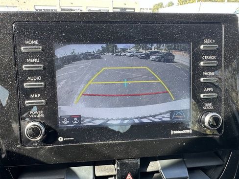 Used 2023 Toyota Camry SE image 11