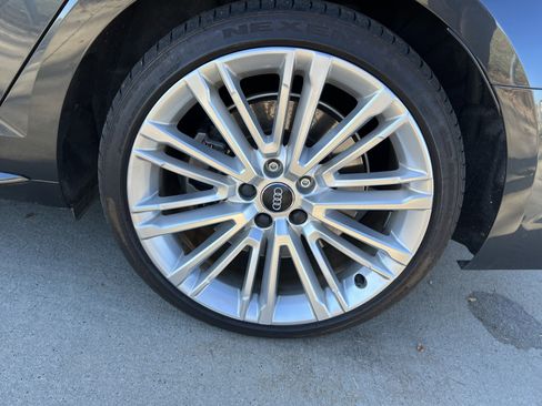 Used 2017 Audi A4 2.0T Prestige w/ Prestige Package image 13