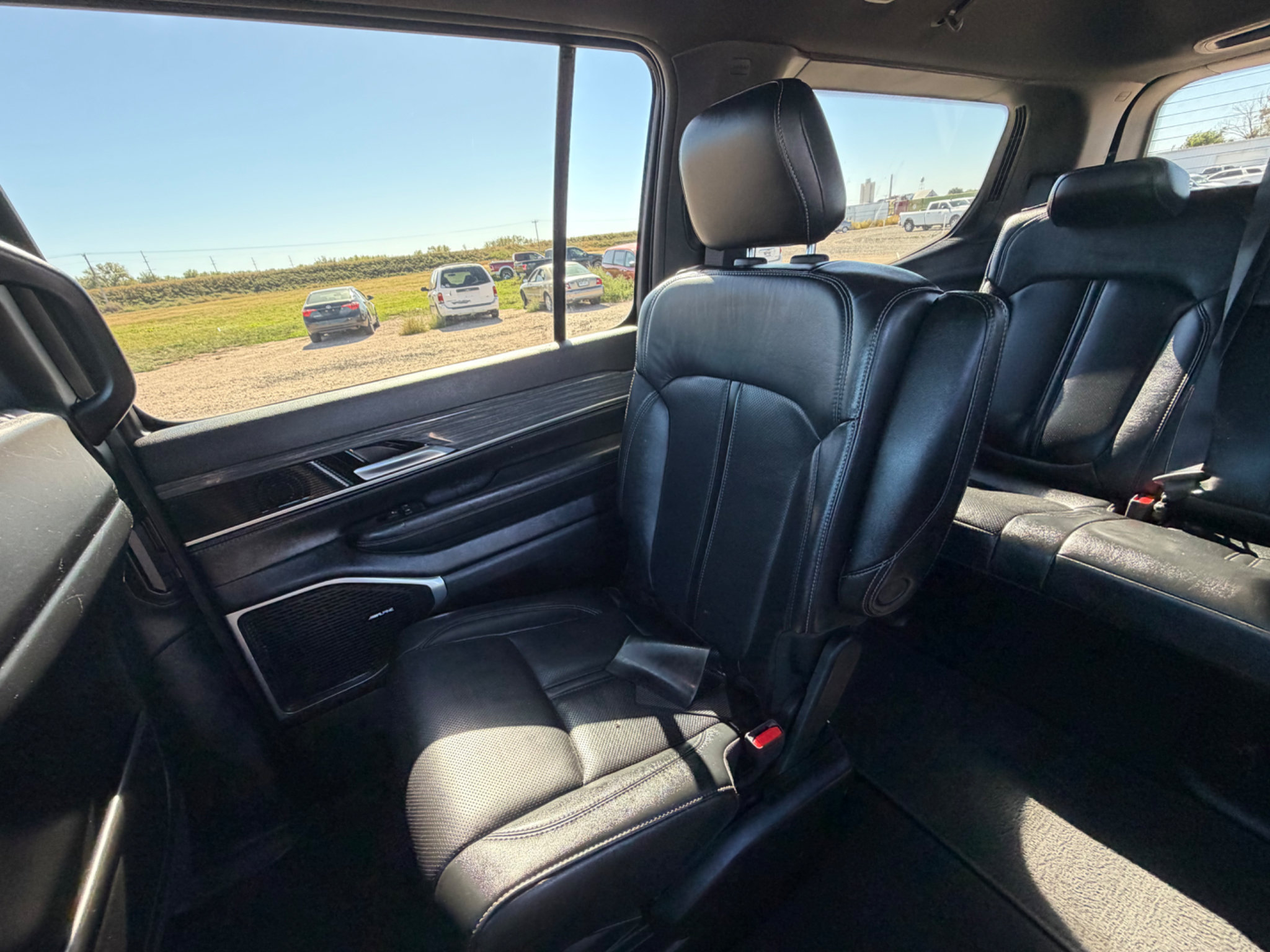Used 2022 Jeep Wagoneer Series III w/ Flexible Seating Group AWD/4WD image 12