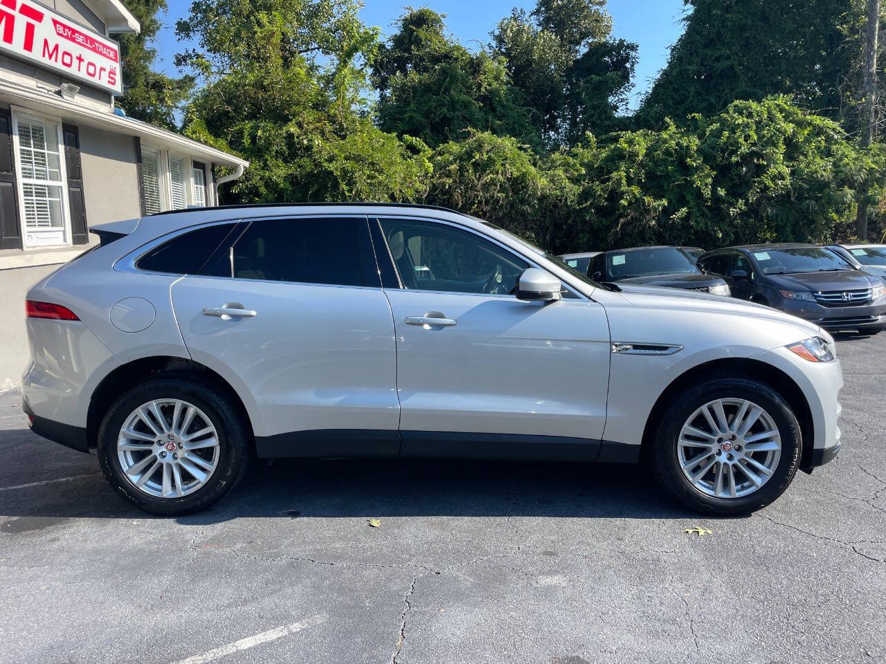 Used 2019 Jaguar F-PACE Prestige AWD/4WD image 4
