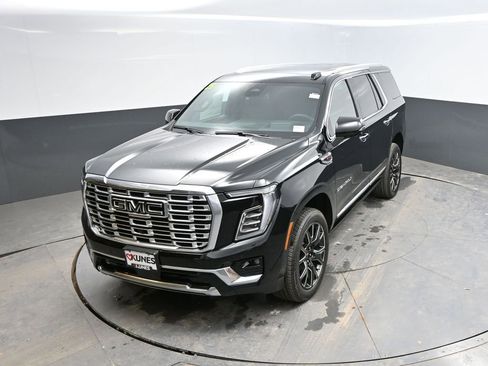 New 2026 GMC Yukon Denali w/ Sun & Power Step Package AWD/4WD image 26