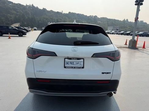 Certified 2024 Honda HR-V Sport image 8