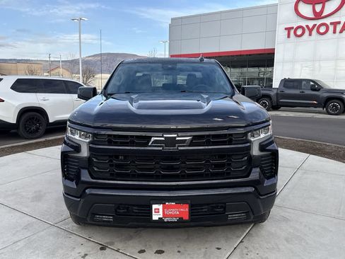 Used 2023 Chevrolet Silverado 1500 RST image 3