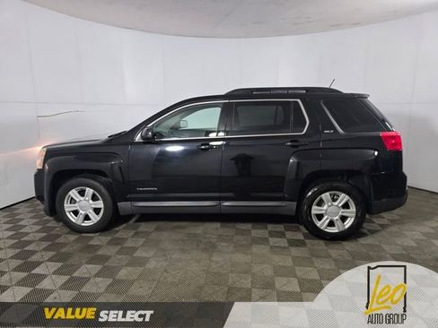 Used 2015 GMC Terrain SLT w/ Open Road Package AWD/4WD image 9