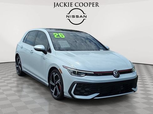 Used 2026 Volkswagen GTI SE FWD image 3