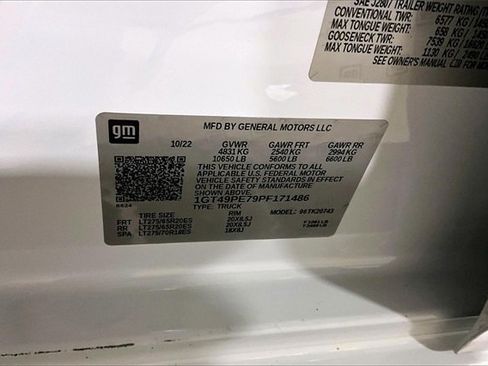 Used 2023 GMC Sierra 2500 AT4 w/ AT4 Preferred Package image 32