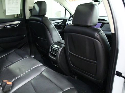 Used 2019 Cadillac XT5 Premium Luxury image 31