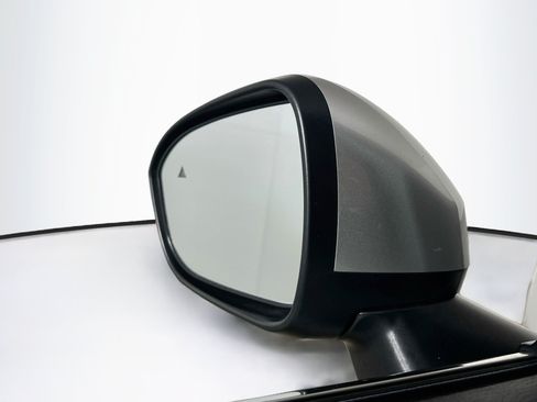 Used 2024 Mitsubishi Outlander SE FWD image 16