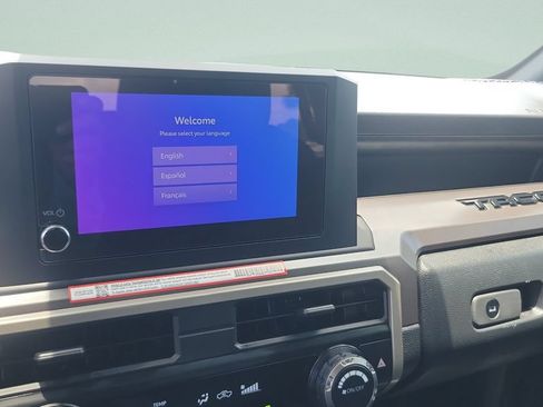 Certified 2024 Toyota Tacoma SR5 AWD/4WD image 14