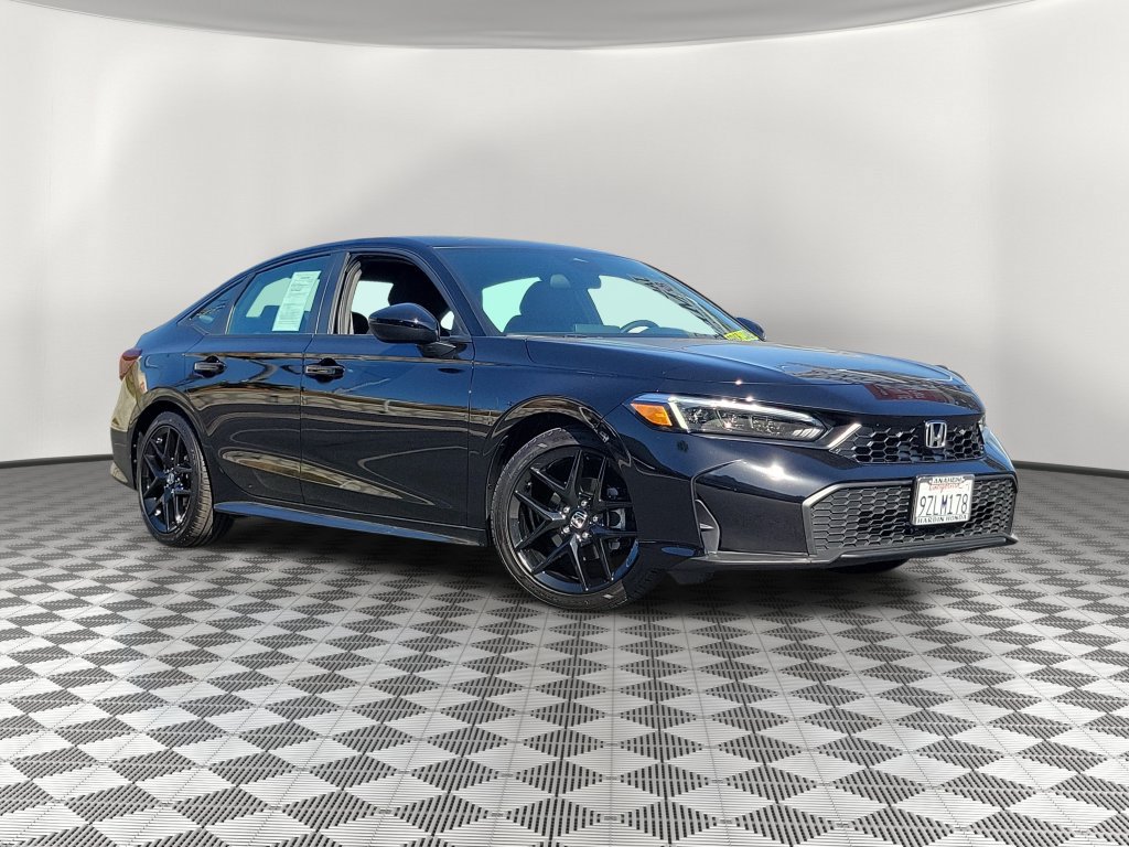 Used 2026 Honda Civic Sport image 2