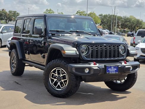 Used 2026 Jeep Wrangler Unlimited Rubicon AWD/4WD image 2