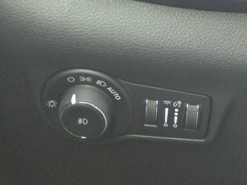 New 2026 Jeep Compass Latitude image 30