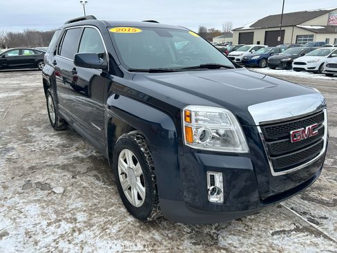 Used 2015 GMC Terrain SLE w/ Convenience Package image 3