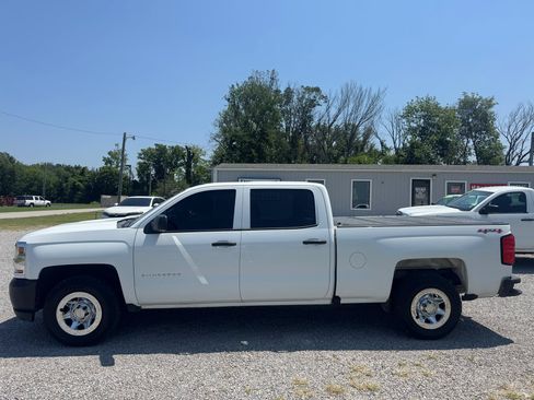 Used 2017 Chevrolet Silverado 1500 W/T w/ WT Convenience Package AWD/4WD image 6