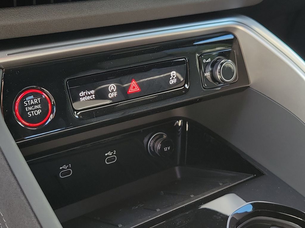 New 2026 Audi SQ5 Premium Plus AWD/4WD image 13